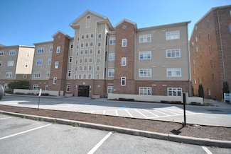 1245 Graves Harbor Trail Unit 2303, Huddleston, VA 24104