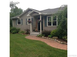10915 Blanchard Rd, Holland, NY 14080