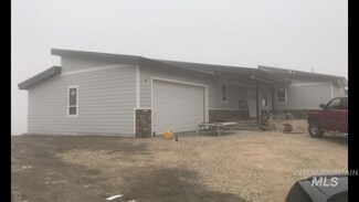 45 Hill Rd, Melba, ID 83641