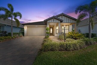 8023 Sandstar Way, Sarasota, FL 34240