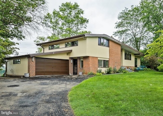 4116 Fountain Green Rd, Lafayette Hill, PA 19444