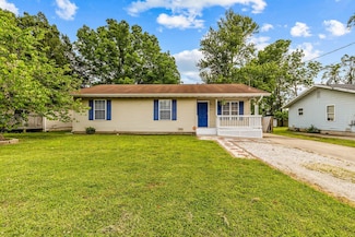 3200 W Lynn St, Springfield, MO 65802