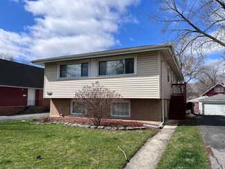 16924 Old Elm Dr, Country Club Hills, IL 60478