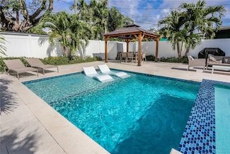 1535 Hollywood Blvd, Hollywood, FL 33020