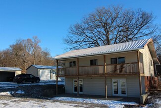 34 Greens Dr, Spencer, IN 47460