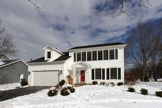601 Thackeray Ln, Fox River Grove, IL 60021