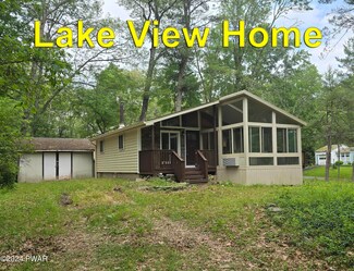 135 Beech Rd, Dingmans Ferry, PA 18328