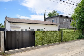 17087 Kingsbury St, Granada Hills, CA 91344