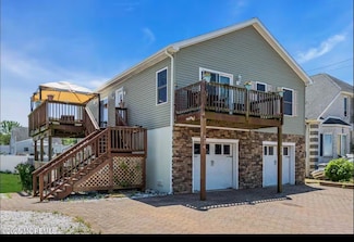 334 E Bayview Ave, Ocean Gate, NJ 08740
