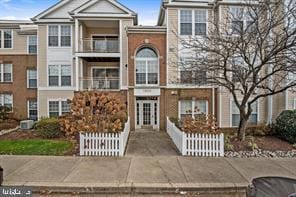 12004 Amber Ridge Cir, Germantown, MD 20876