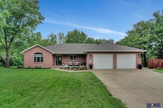 1625 Fir Ave, Crete, NE 68333