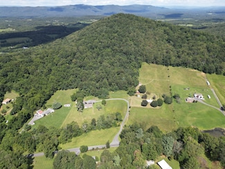 96 Smedley Ln, Bentonville, VA 22610