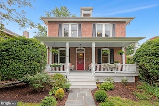 17 W Cedar St, Alexandria, VA 22301