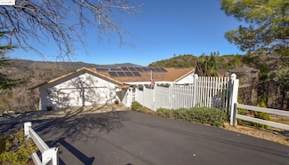 15830 Ridgefield Ct, Sonora, CA 95370