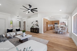 4439 W Cielo Grande, Glendale, AZ 85310