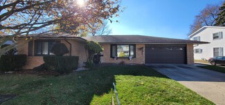 1009 E 19th St, Sterling, IL 61081