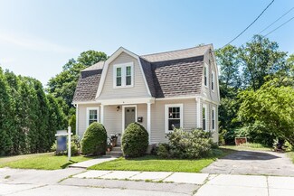 9 Harrison St, Maynard, MA 01754