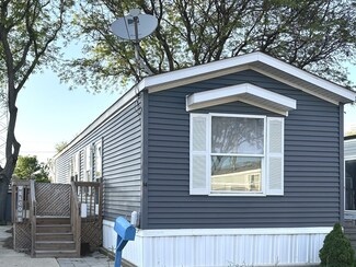 1111 E Railroad St, Sandwich, IL 60548