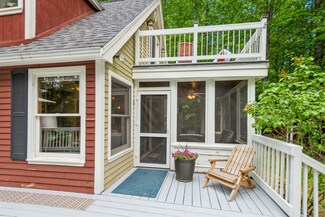 31 Elysee St, Moultonborough, NH 03254