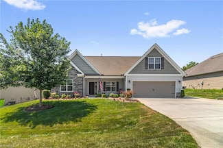 586 Dorchester St, Clemmons, NC 27012