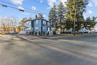 14 Pond St, West Warwick, RI 02893