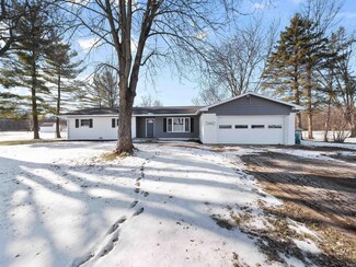 10914 Marion Center Rd, Fort Wayne, IN 46816