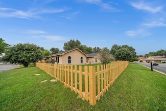 4715 Edinburgh Dr, Tyler, TX 75703