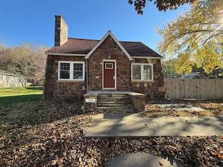 338 James Ave, Mankato, MN 56001