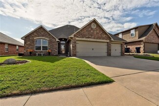 2712 Busheywood Dr, Yukon, OK 73099