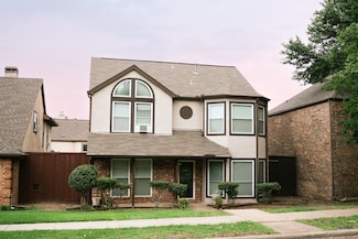 2036 Country Club Dr, Plano, TX 75074