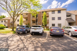 5108 Ravens Crest Dr, Plainsboro, NJ 08536