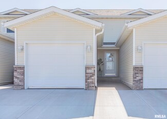 720 Prairie Meadow Dr Unit 720, Blue Grass, IA 52726
