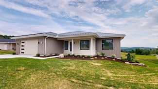 70 Betty Dr, Bellville, OH 44813