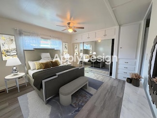 8975 Lawrence Welk Dr Unit 97, Escondido, CA 92026