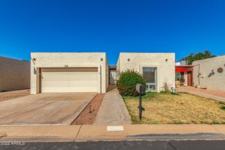 956 W Tulsa St, Chandler, AZ 85225