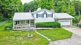 3618 Rohr Rd, Lake Orion, MI 48359