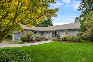 239 NE Oyster Point Dr, Poulsbo, WA 98370