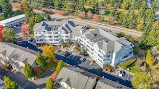 6918 208th St SW Unit 208, Lynnwood, WA 98036
