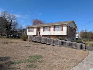 1052 10th St, Pleasant Grove, AL 35127