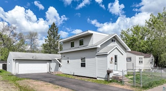 611 Laurel St, Cloquet, MN 55720