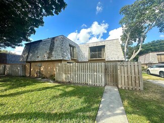 282 Arabian Rd, Palm Springs, FL 33461