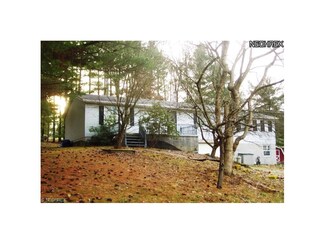 2823 Mineral City Zoar Rd NE, Bolivar, OH 44612