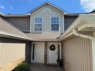 21086 Millridge St, Spring Hill, KS 66083