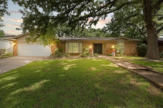 7245 Normandy Rd, Fort Worth, TX 76112