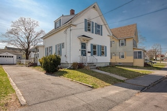50 Floral St, Taunton, MA 02780