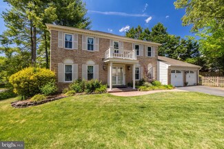 7018 Petunia St, Springfield, VA 22152
