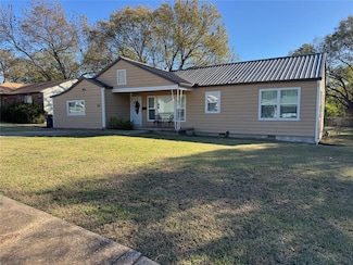 812 Roosevelt St, Seminole, OK 74868