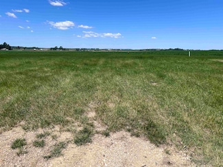 721-725 Meadow Ridge Ln, Lena, IL 61048