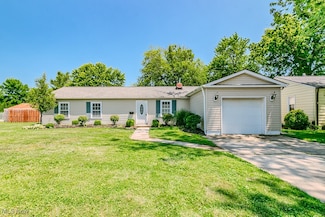 33440 Willowick Dr, Eastlake, OH 44095