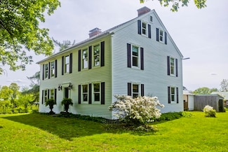 1049 Upper Church St, Gilbertville, MA 01031